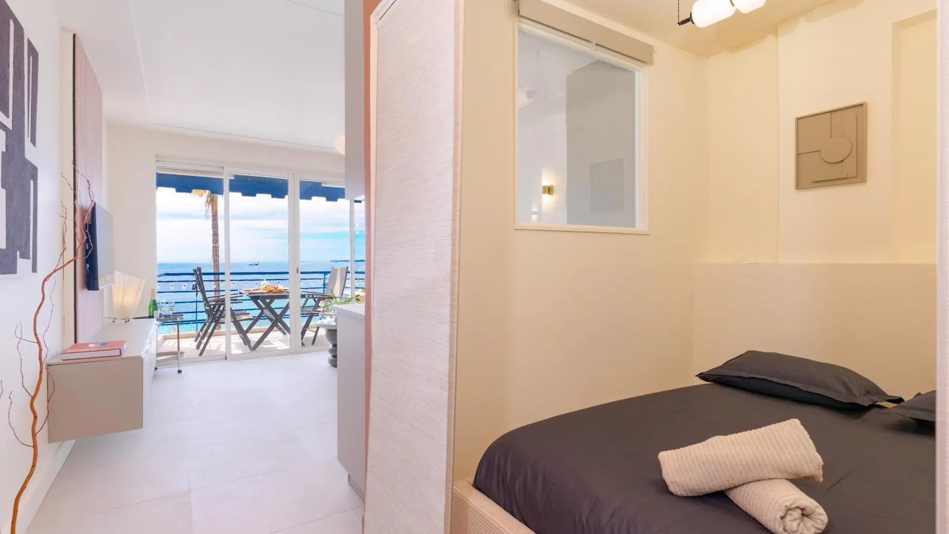 Studio Terrasse Vue Mer Idyllique Antibes 0*,